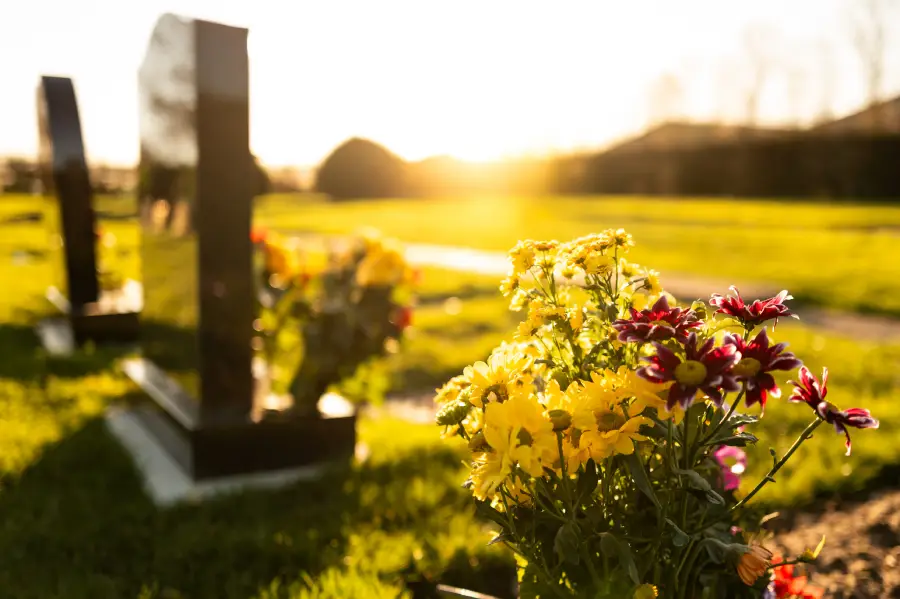 How Headstones Help Families Preserve Memories in Elk Grove, CA